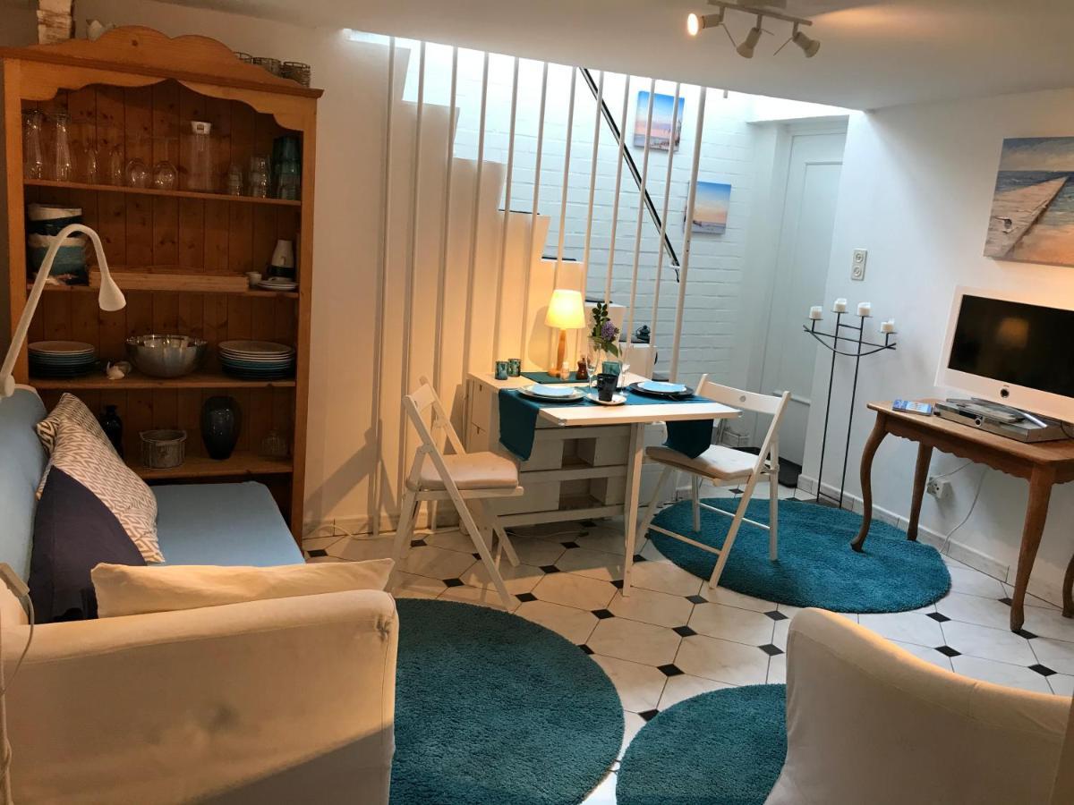 Nias Guesthouse Reinbek Eksteriør bilde