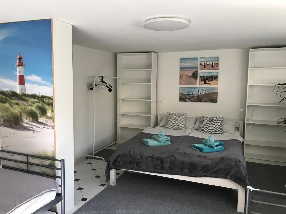 Nias Guesthouse Reinbek Eksteriør bilde