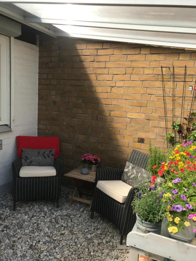 Nias Guesthouse Reinbek Eksteriør bilde