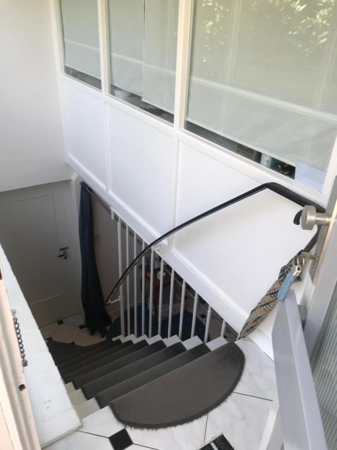 Nias Guesthouse Reinbek Eksteriør bilde